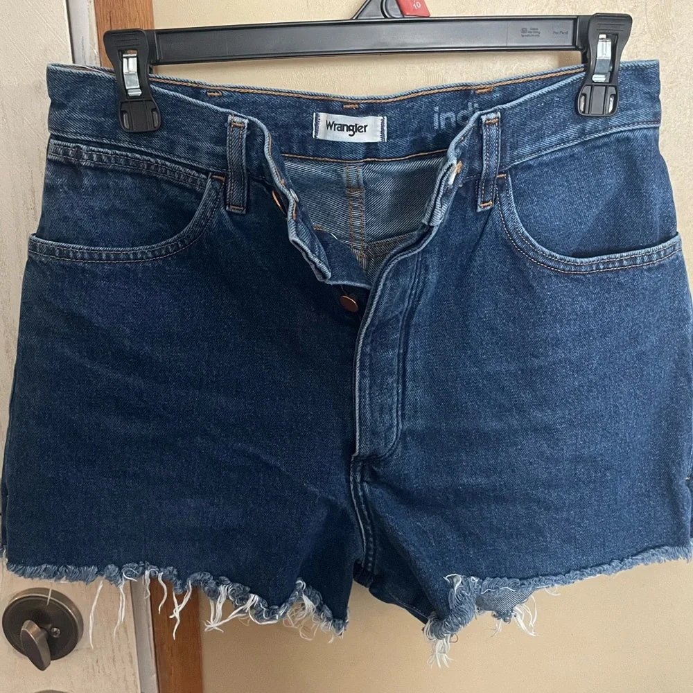 Wrangler Women’s High Rise Festival Denim Shorts - Picture 1 of 7